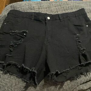 ALLABREVE 3X plus size black frayed shorts
